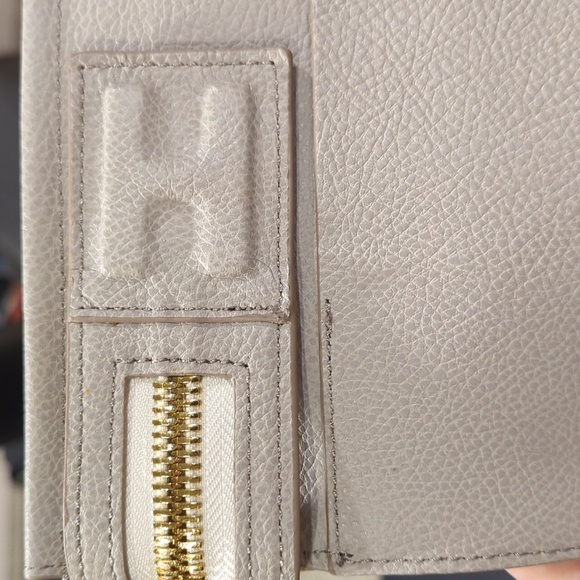 India Hicks NWT in Taupe Pebbled Leather Clutch. 11.5x8.5 Inches. - Picture 3 of 11